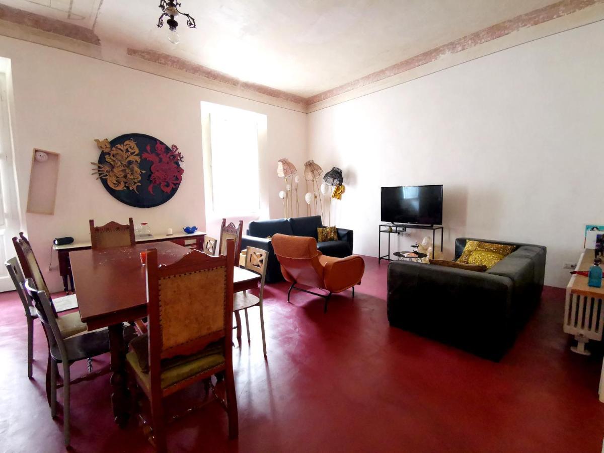 Casa Rossa * Bari